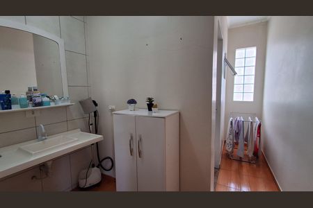 Casa à venda com 310m², 4 quartos e 3 vagasBanheiro Social 