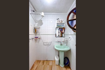 Casa à venda com 300m², 6 quartos e sem vagaBanheiro da Suíte