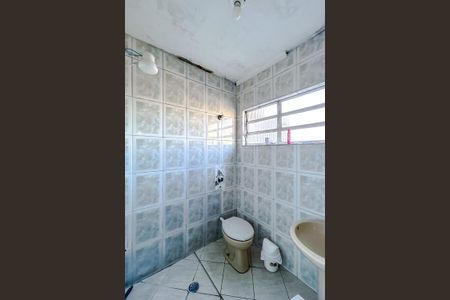 Casa à venda com 300m², 6 quartos e sem vagaBanheiro 2