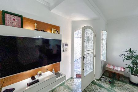 Casa à venda com 300m², 6 quartos e sem vagaSala