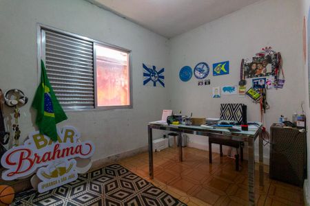 Casa para alugar com 192m², 5 quartos e 2 vagas Casa para alugar com 192m², 5 quartos e 2 vagasQuarto 1