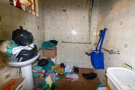 Casa para alugar com 192m², 5 quartos e 2 vagas Casa para alugar com 192m², 5 quartos e 2 vagasBanheiro 1