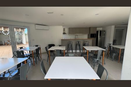 Apartamento para alugar com 56m², 2 quartos e 1 vagaSalão de Festas