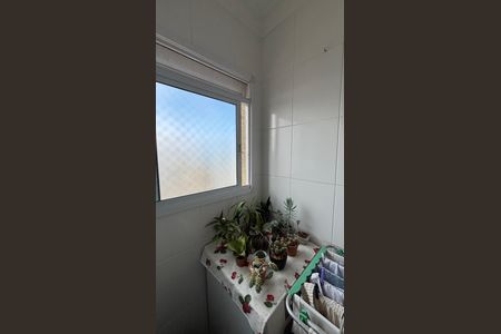 Apartamento para alugar com 56m², 2 quartos e 1 vagaÁrea de Serviço