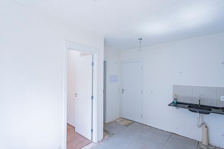 Apartamento para alugar com 32m², 2 quartos e sem vagaSala, cozinha e área de serviço
