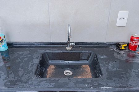 Apartamento para alugar com 32m², 2 quartos e sem vagaSala, cozinha e área de serviço