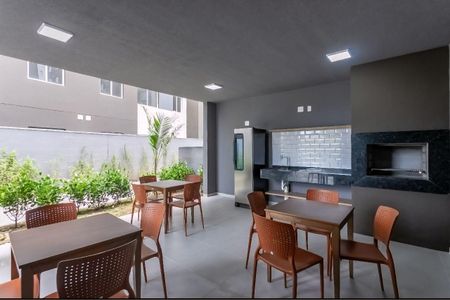 Apartamento para alugar com 32m², 2 quartos e sem vaga
