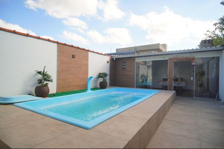 Casa à venda com 89m², 3 quartos e 1 vagaQuintal
