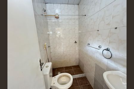 Casa à venda com 65m², 2 quartos e 2 vagasBanheiro 2
