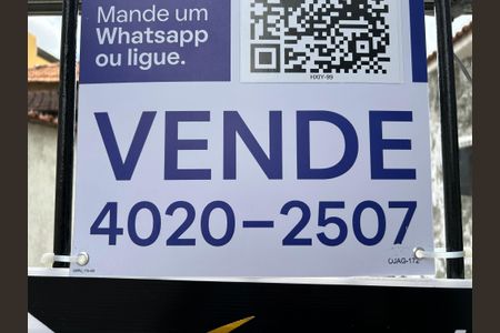 Casa à venda com 65m², 2 quartos e 2 vagasCódigo