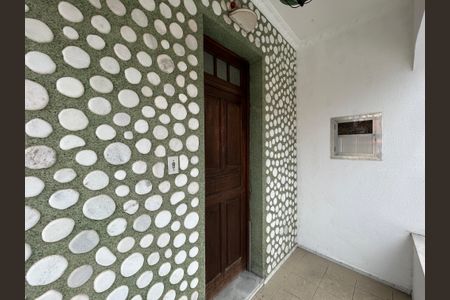 Casa à venda com 65m², 2 quartos e 2 vagasVaranda
