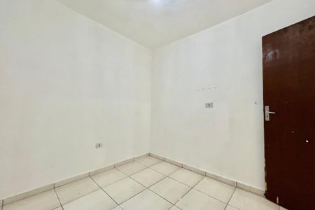 Quarto 2 de casa para alugar com 2 quartos, 55m² em Vila Campestre, São Paulo