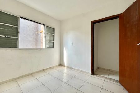 Casa para alugar com 55m², 2 quartos e sem vagaQuarto 1