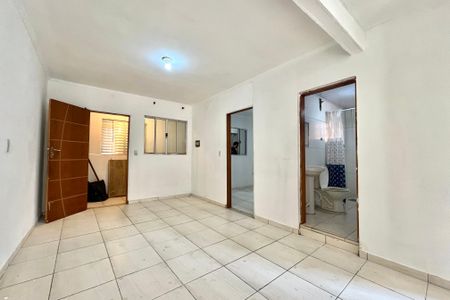 Sala de casa para alugar com 2 quartos, 55m² em Vila Campestre, São Paulo