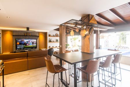 Casa de condomínio à venda com 300m², 4 quartos e 6 vagas Casa de condomínio à venda com 300m², 4 quartos e 6 vagasSala