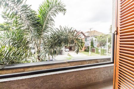 Casa de condomínio à venda com 300m², 4 quartos e 6 vagas Casa de condomínio à venda com 300m², 4 quartos e 6 vagasVaranda