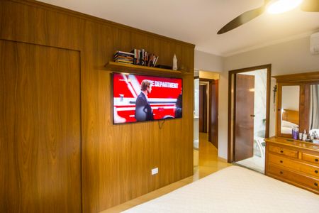 Casa de condomínio à venda com 300m², 4 quartos e 6 vagas Casa de condomínio à venda com 300m², 4 quartos e 6 vagasSuíte master