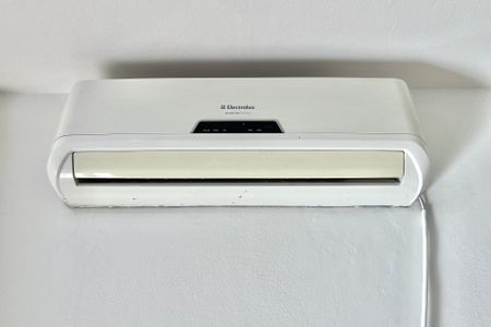 Casa para alugar com 30m², 1 quarto e sem vaga Casa para alugar com 30m², 1 quarto e sem vagaSala/Quarto