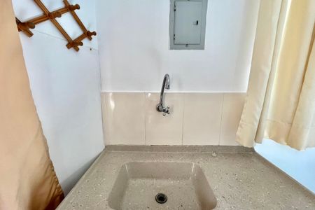 Casa para alugar com 30m², 1 quarto e sem vaga Casa para alugar com 30m², 1 quarto e sem vagaCozinha