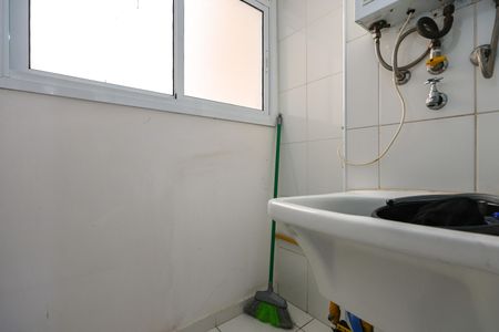 Apartamento para alugar com 68m², 2 quartos e 1 vagaÁrea de Serviço