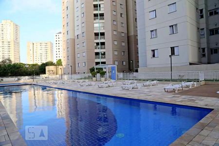 Apartamento para alugar com 68m², 2 quartos e 1 vagaÁrea comum - Piscina