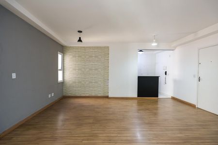 Sala de apartamento para alugar com 2 quartos, 68m² em Jardim Henriqueta, Taboão da Serra