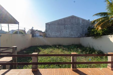 Casa para alugar com 245m², 4 quartos e 4 vagasÁREA EXTERNA FUNDOS