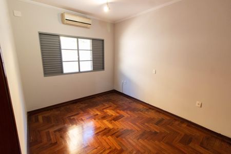 Casa para alugar com 245m², 4 quartos e 4 vagasSUITE 4