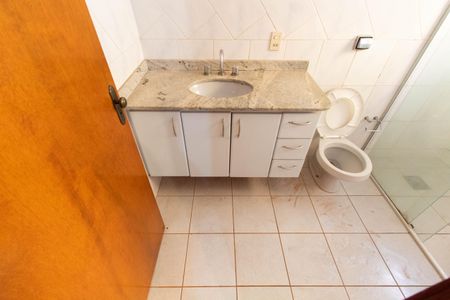 Casa para alugar com 245m², 4 quartos e 4 vagasBANHEIRO DA SUITE 4