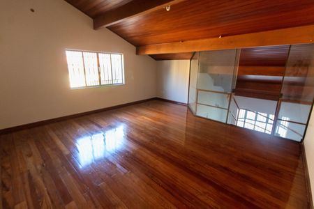 Casa para alugar com 245m², 4 quartos e 4 vagasMEZANINO