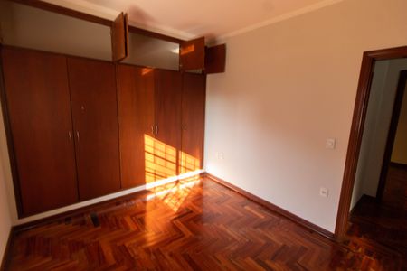 Casa para alugar com 245m², 4 quartos e 4 vagasSUITE 3