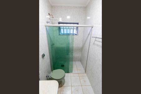 Casa para alugar com 245m², 4 quartos e 4 vagasBANHEIRO DA SUITE 2