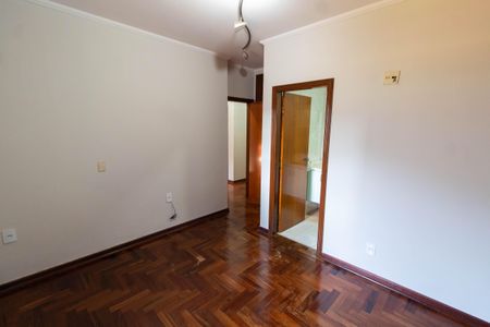 Casa para alugar com 245m², 4 quartos e 4 vagasSUITE 2
