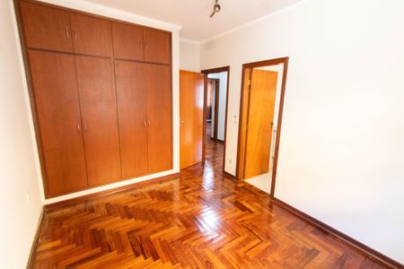 Casa para alugar com 245m², 4 quartos e 4 vagasSUITE 4