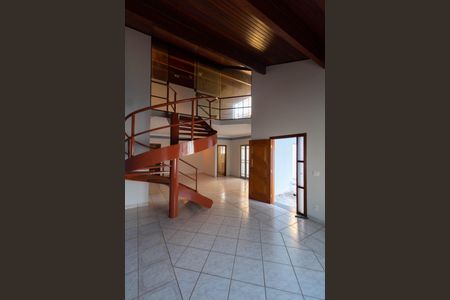 SALA de casa para alugar com 4 quartos, 245m² em Cidade Universitária, Campinas