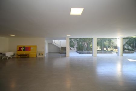 Sala de casa para alugar com 2 quartos, 408m² em Vila Tramontano, São Paulo