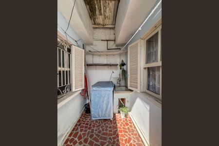 Casa à venda com 450m², 7 quartos e 2 vagasCasa 1 - Área de Serviço