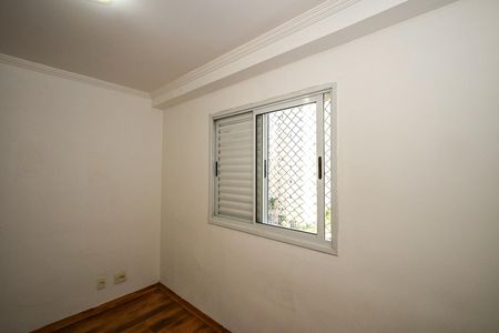 Quarto 1 de apartamento para alugar com 2 quartos, 56m² em Jardim Henriqueta, Taboão da Serra