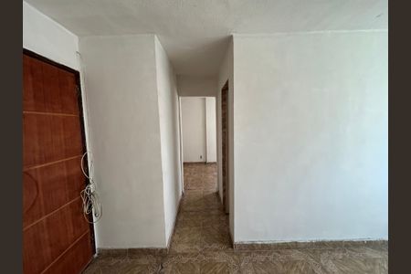 Corredor de apartamento para alugar com 1 quarto, 35m² em Pavuna, Nilópolis