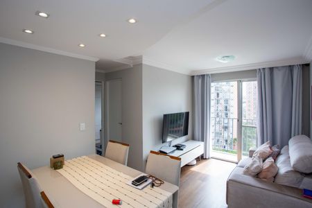 Sala de apartamento à venda com 2 quartos, 48m² em Vila Santa Luzia, Diadema