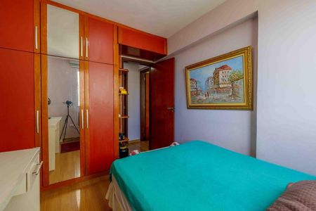 Apartamento à venda com 86m², 3 quartos e 1 vagaQuarto 2
