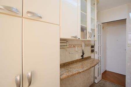Apartamento para alugar com 64m², 3 quartos e 2 vagasCozinha