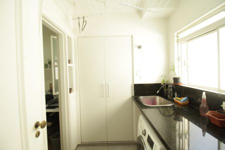 Apartamento à venda com 108m², 2 quartos e 2 vagasÁrea de Serviço