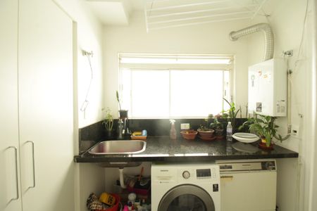 Apartamento à venda com 108m², 2 quartos e 2 vagasÁrea de Serviço