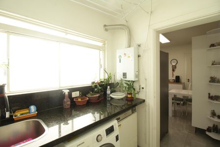 Apartamento à venda com 108m², 2 quartos e 2 vagasÁrea de Serviço