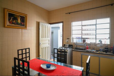 Casa à venda com 185m², 2 quartos e 3 vagasCozinha