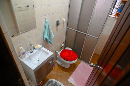 Casa à venda com 185m², 2 quartos e 3 vagasBanheiro