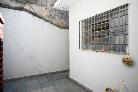 Casa à venda com 185m², 2 quartos e 3 vagasQuintal