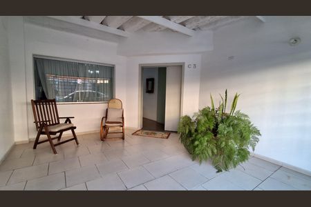 Casa à venda com 230m², 2 quartos e 1 vaga Casa à venda com 230m², 2 quartos e 1 vagaGaragem