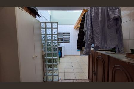 Casa à venda com 230m², 2 quartos e 1 vaga Casa à venda com 230m², 2 quartos e 1 vagaÁrea de Serviço